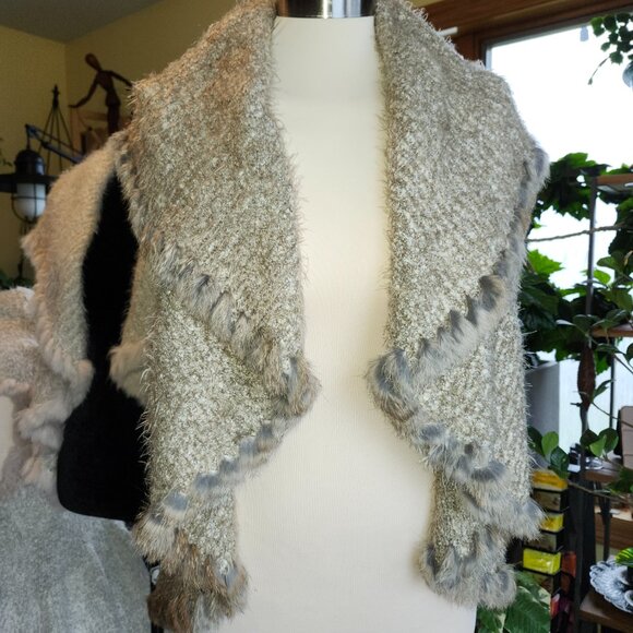 Love Token Fur Trim Open-Front Luxury BOHO Cascade Vest - Picture 1 of 13